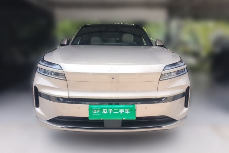 Used ONVO Luxeed L90 2025 Model—Max Six-Seater Version Front