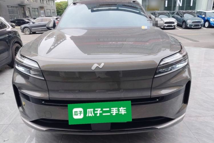 Used ONVO Luxeed L90 2025 Model—Ultra Six-Seater Version Front