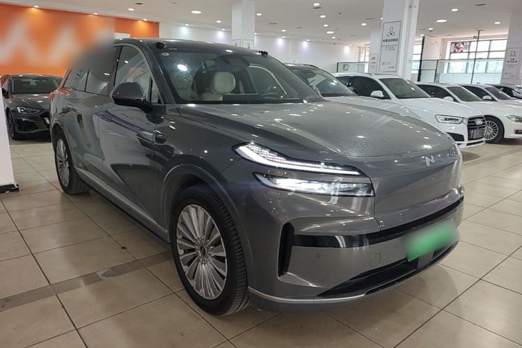Used ONVO Luxeed L90 2025 Model—Ultra Six-Seater Version Front Right 45 Deg