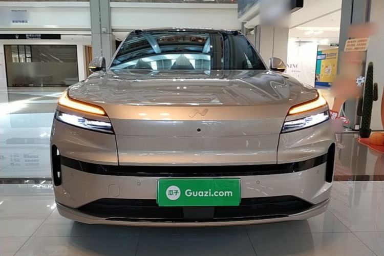 Used ONVO Luxeed L90 2025 Model Max Six-Seater 60-degree Battery Edition Front