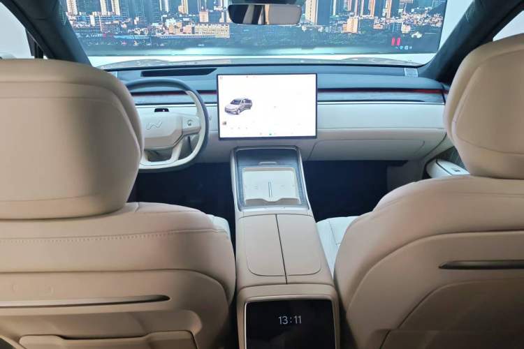 Used ONVO Luxeed L90 2025 Model—Max Six-Seater Version Interior 1