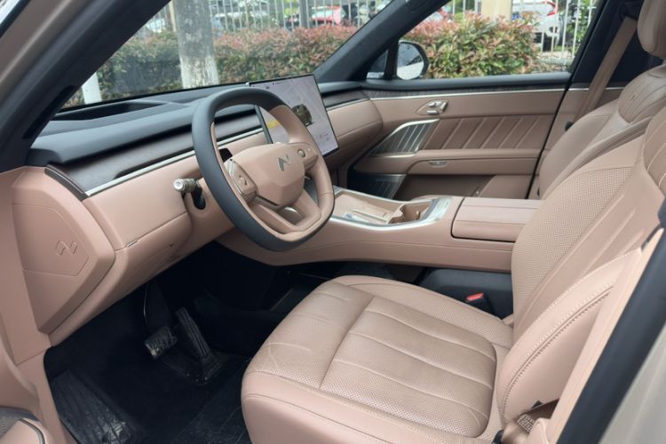 Used ONVO Luxeed L90 2025 Model—Max Six-Seater Version Interior 11