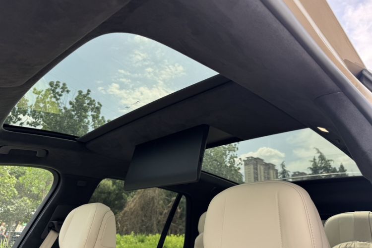 Used ONVO Luxeed L90 2025 Model—Ultra Six-Seater Version Interior 11