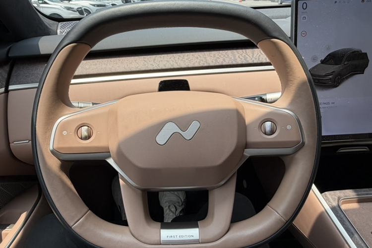 Used ONVO Luxeed L90 2025 Model—Max Six-Seater Version Interior 7