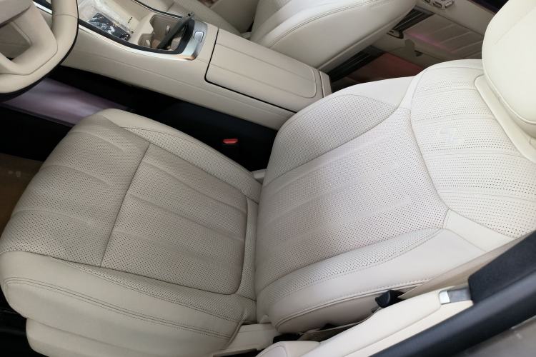 Used ONVO Luxeed L90 2025 Model—Ultra Six-Seater Version Left Front Seat