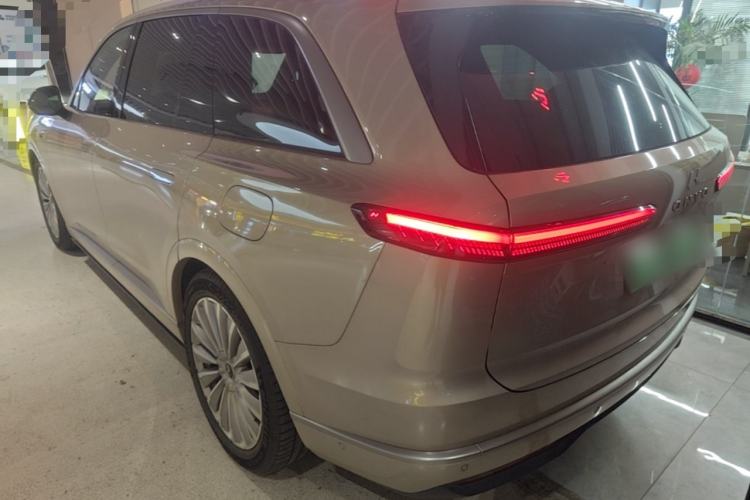 Used ONVO Luxeed L90 2025 Model—Max Six-Seater Version Rear Left 45 Deg