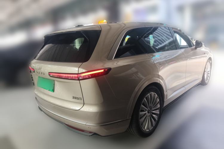 Used ONVO Luxeed L90 2025 Model—Max Six-Seater Version Rear Right 45 Deg
