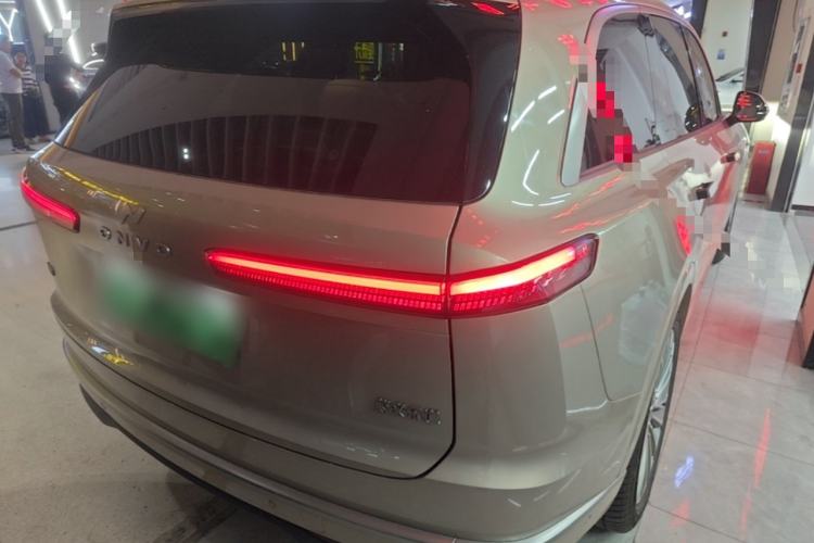 Used ONVO Luxeed L90 2025 Model—Max Six-Seater Version Rear Right 45 Deg