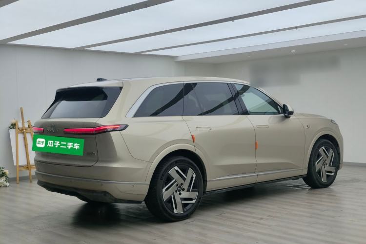 Used ONVO Luxeed L90 2025 Model—Ultra Six-Seater Version Rear Right 45 Deg