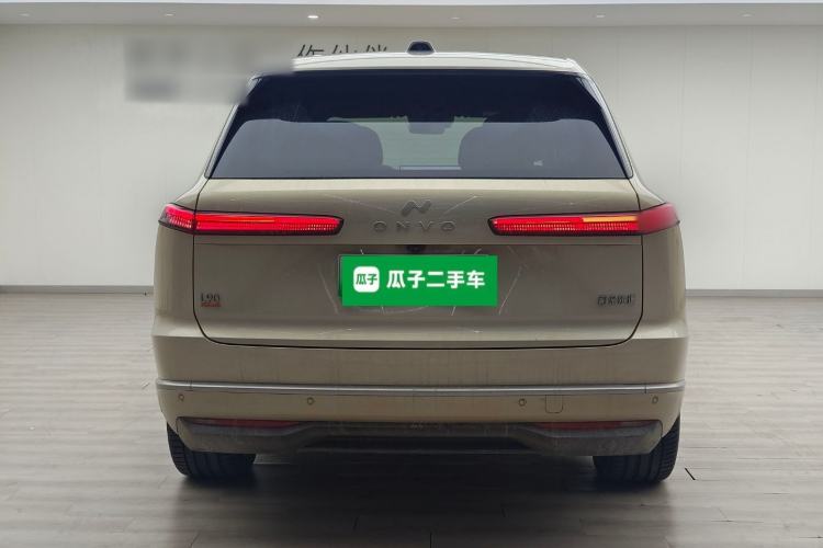 Used ONVO Luxeed L90 2025 Model—Ultra Six-Seater Version Rear