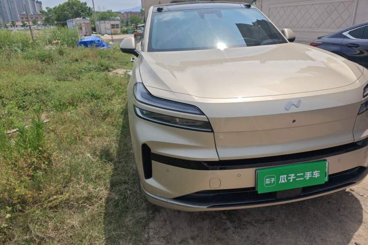 Used ONVO Luxeed L90 2025 Model—Max Six-Seater Version Right Front Headlight