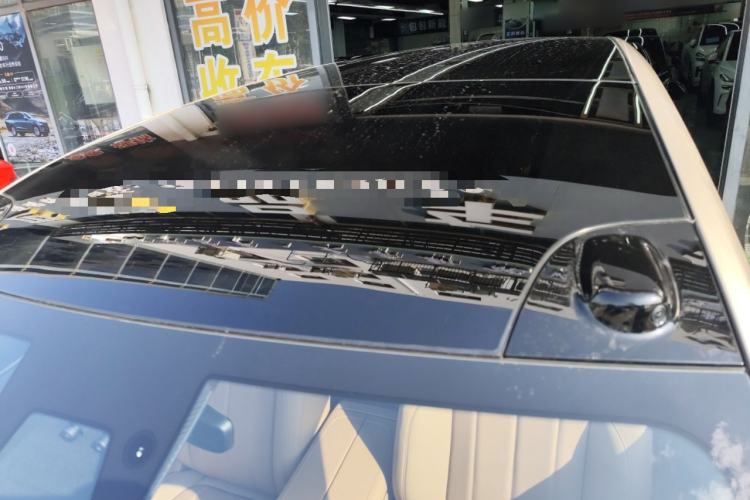Used ONVO Luxeed L90 2025 Model—Ultra Six-Seater Version Roof