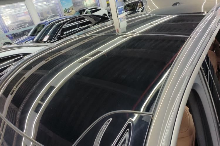 Used ONVO Luxeed L90 2025 Model—Max Six-Seater Version Roof