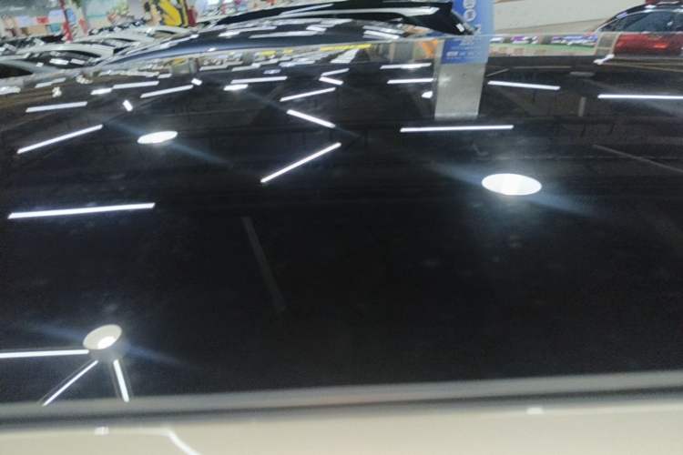 Used ONVO Luxeed L90 2025 Model Max Six-Seater 60-degree Battery Edition Roof
