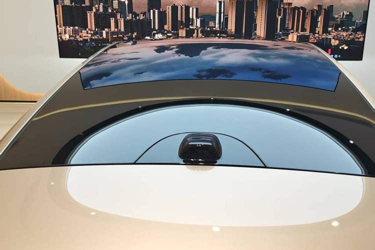 Used ONVO Luxeed L90 2025 Model—Max Six-Seater Version Roof