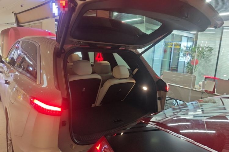 Used ONVO Luxeed L90 2025 Model—Max Six-Seater Version Trunk