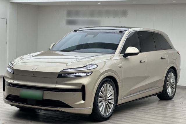 Used ONVO Luxeed L90 2025 Model—Max Six-Seater Version
