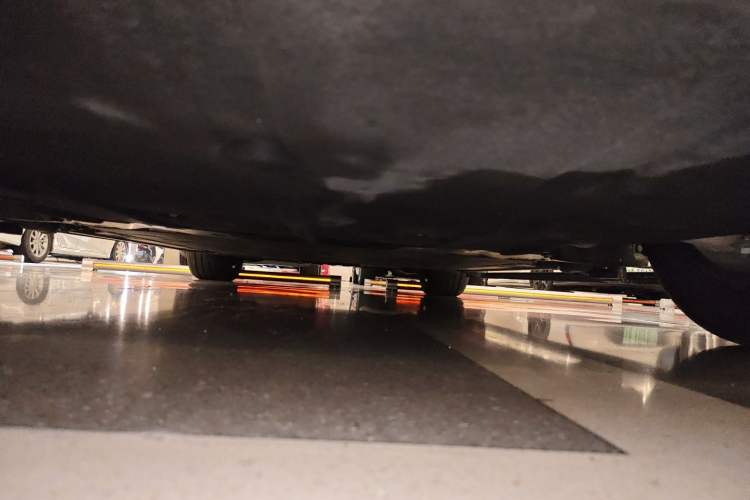 Used ONVO Luxeed L90 2025 Model—Max Six-Seater Version Chassis Front