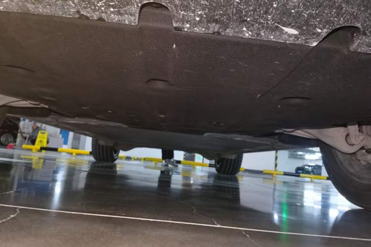 Used ONVO Luxeed L90 2025 Model—Max Six-Seater Version Chassis Front