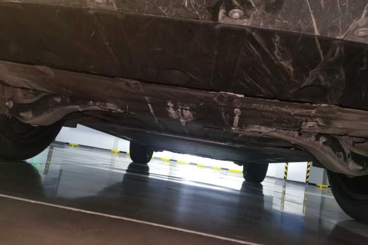 Used ONVO Luxeed L90 2025 Model—Max Six-Seater Version Chassis Rear