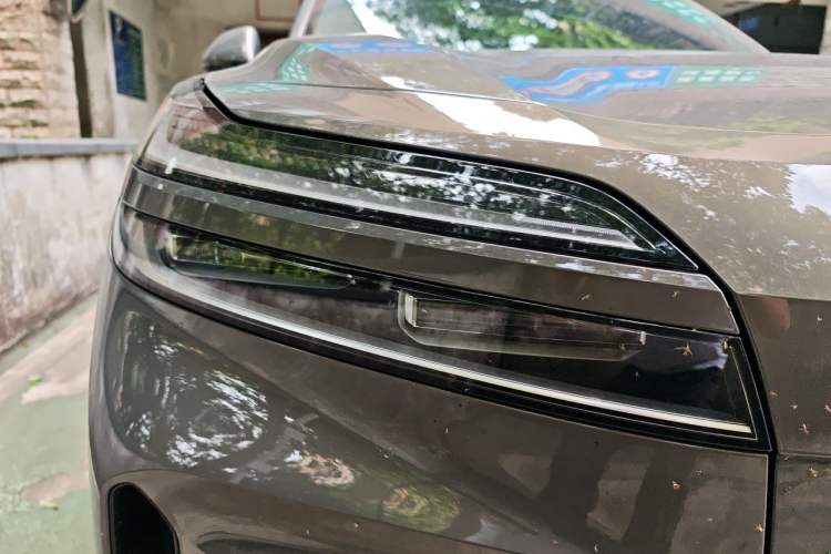 Used ONVO Luxeed L90 2025 Model—Max Six-Seater Version Right Front Headlight