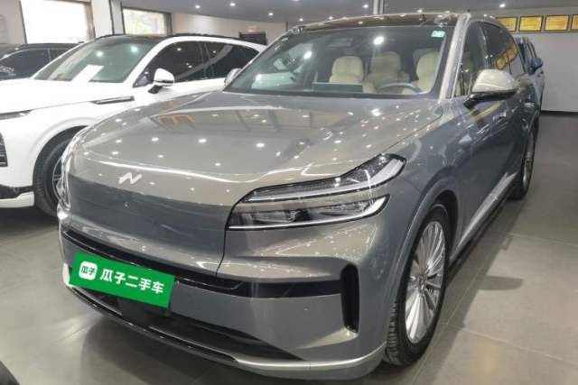 Used ONVO Luxeed L90 2025 Model—Ultra Six-Seater Version