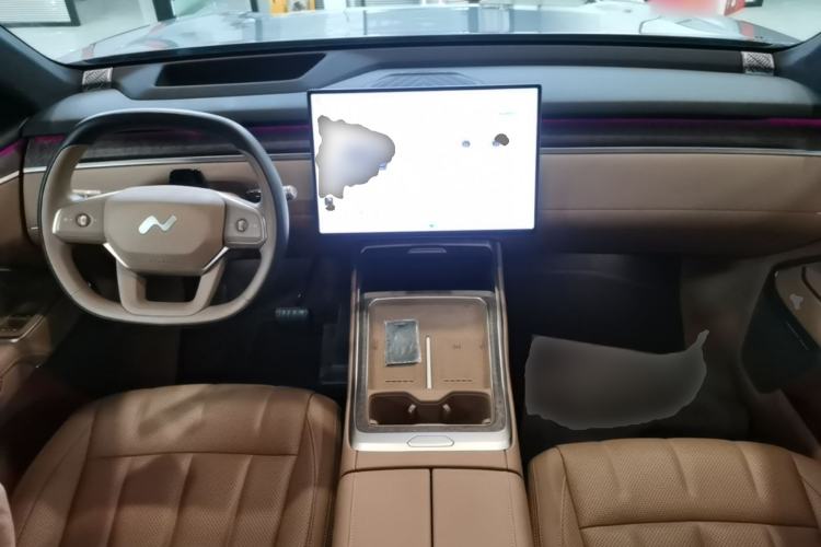 Used ONVO Luxeed L90 2025 Model Max Six-Seater 60-degree Battery Edition Center Console