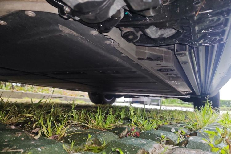 Used ONVO Luxeed L90 2025 Model—Max Six-Seater Version Chassis Front Left