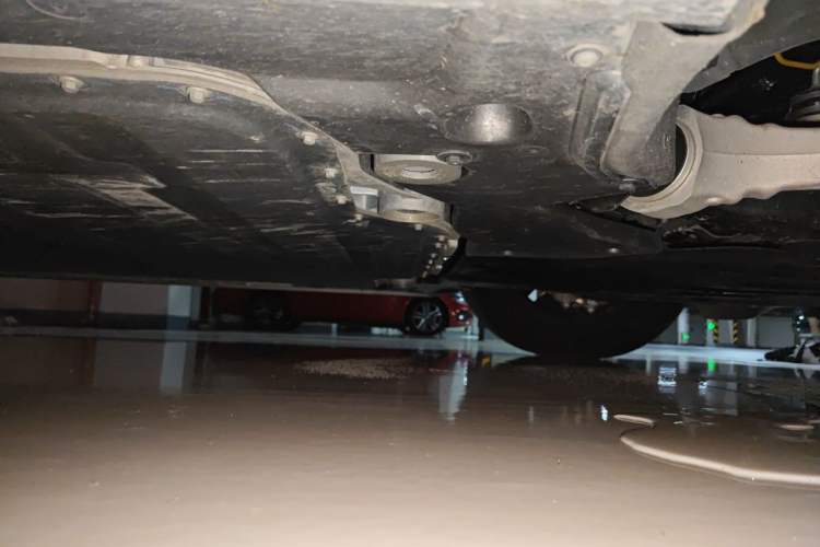 Used ONVO Luxeed L90 2025 Model—Max Six-Seater Version Chassis Front Right
