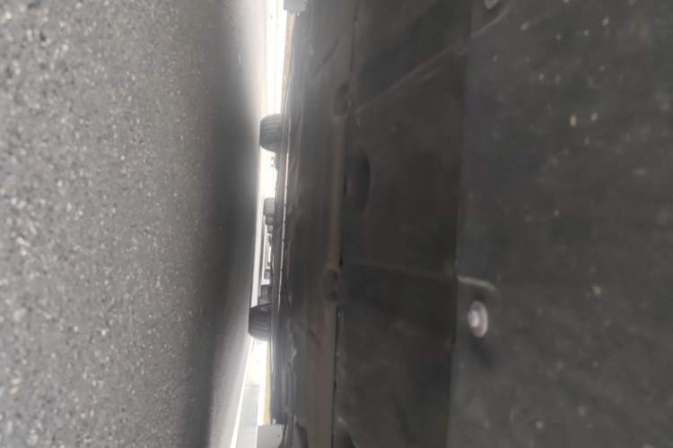 Used ONVO Luxeed L90 2025 Model—Ultra Six-Seater Version Chassis Rear