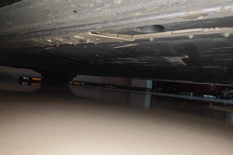 Used ONVO Luxeed L90 2025 Model—Max Six-Seater Version Chassis Rear Right