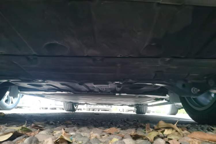 Used ONVO Luxeed L90 2025 Model—Max Six-Seater Version Chassis Rear