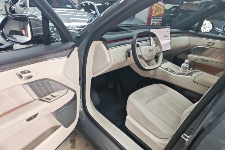 Used ONVO Luxeed L90 2025 Model—Ultra Six-Seater Version Driver Seat