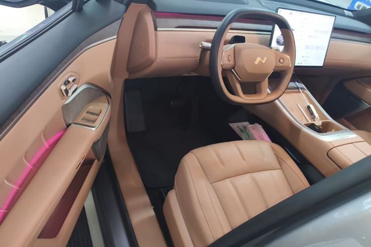 Used ONVO Luxeed L90 2025 Model—Max Six-Seater Version Driver Seat