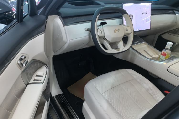 Used ONVO Luxeed L90 2025 Model—Max Six-Seater Version Driver Seat