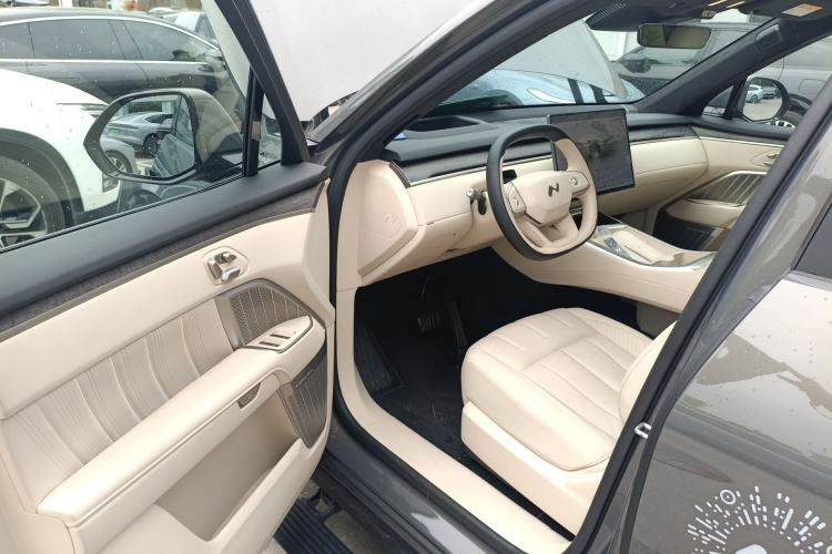 Used ONVO Luxeed L90 2025 Model—Ultra Six-Seater Version Driver Seat