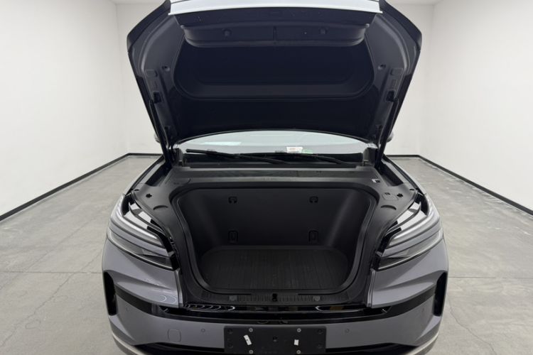 Used ONVO Luxeed L90 2025 Model—Max Six-Seater Version Engine Bay