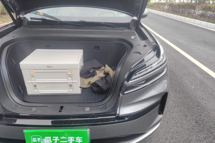 Used ONVO Luxeed L90 2025 Model—Ultra Six-Seater Version Engine Bay Left