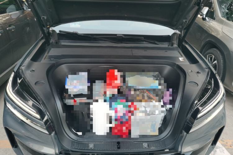 Used ONVO Luxeed L90 2025 Model—Max Six-Seater Version Engine Bay