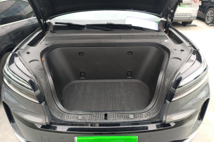 Used ONVO Luxeed L90 2025 Model—Ultra Six-Seater Version Engine Bay