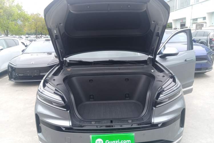 Used ONVO Luxeed L90 2025 Model—Ultra Six-Seater Version Engine Bay