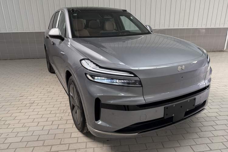 Used ONVO Luxeed L90 2025 Model—Ultra Six-Seater Version Exterior 1