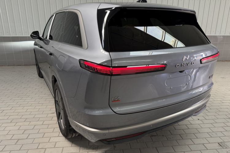 Used ONVO Luxeed L90 2025 Model—Ultra Six-Seater Version Exterior 2