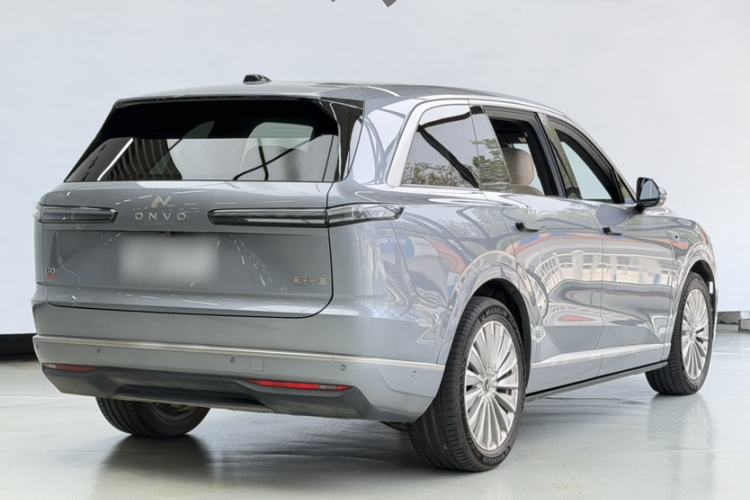 Used ONVO Luxeed L90 2025 Model—Ultra Six-Seater Version Exterior 3