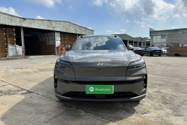 Used ONVO Luxeed L90 2025 Model—Max Six-Seater Version Exterior 4