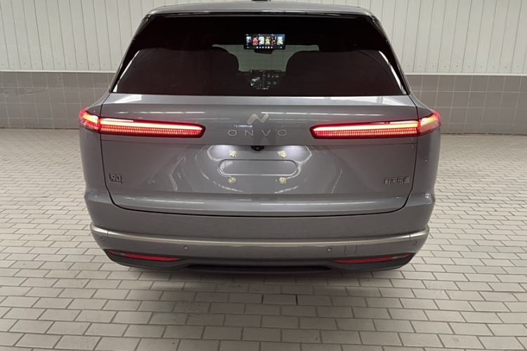 Used ONVO Luxeed L90 2025 Model—Max Six-Seater Version Exterior 5