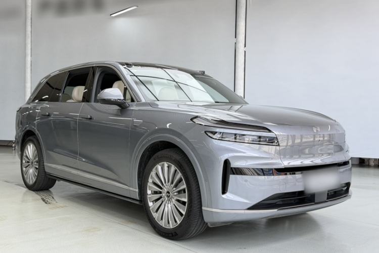 Used ONVO Luxeed L90 2025 Model—Ultra Six-Seater Version Exterior 5