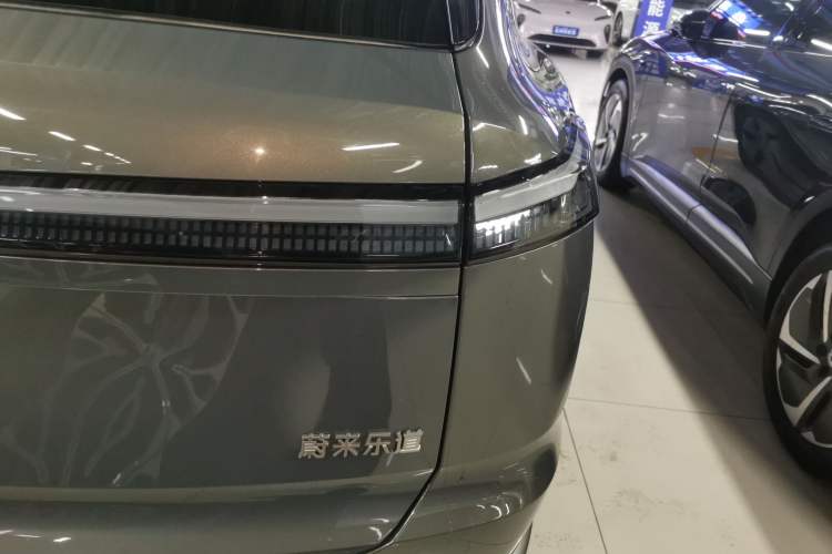Used ONVO Luxeed L90 2025 Model—Max Six-Seater Version Exterior 6