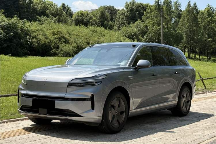 Used ONVO Luxeed L90 2025 Model Max Six-Seater 60-degree Battery Edition Exterior 6