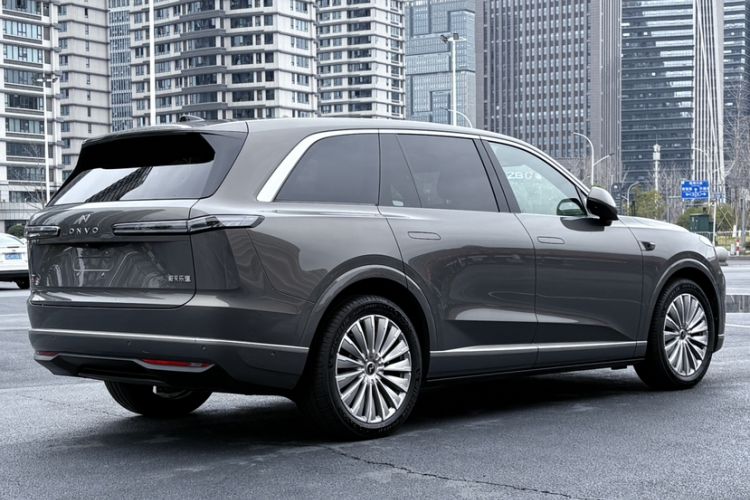 Used ONVO Luxeed L90 2025 Model—Ultra Six-Seater Version Exterior 6